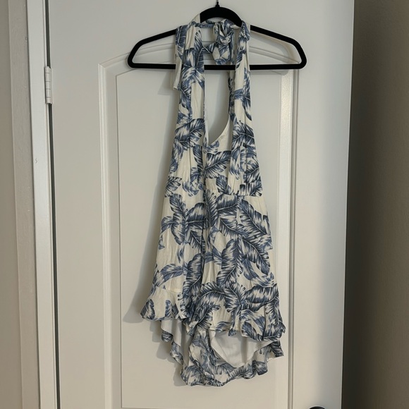 Francesca’s Mi Ami Floral Halter Romper Size Large - Picture 1 of 5